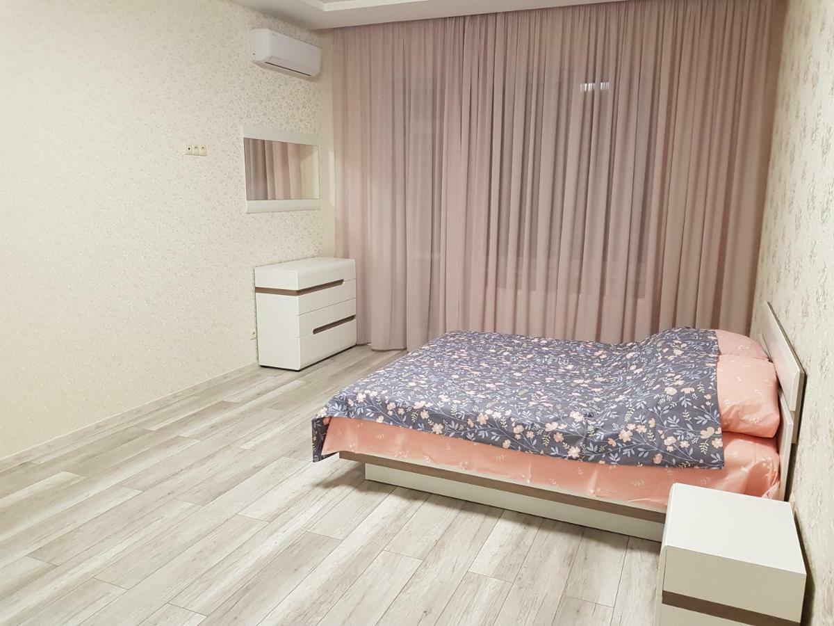 New Apartment On Parkovaya Τσορνομόρσκ Εξωτερικό φωτογραφία
